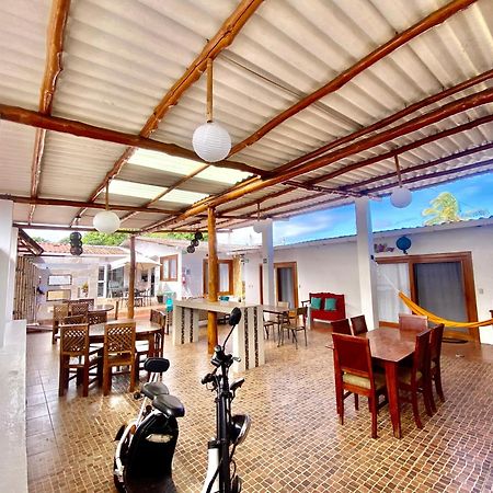Zurisadai Hotel Puerto Ayora  Exterior foto