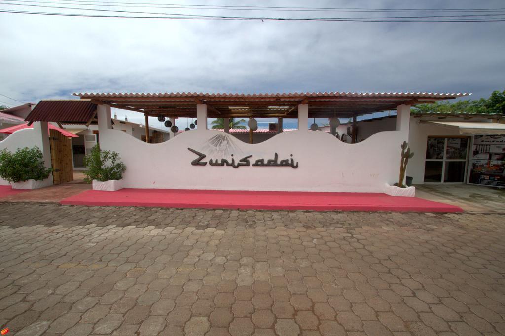 Zurisadai Hotel Puerto Ayora  Exterior foto