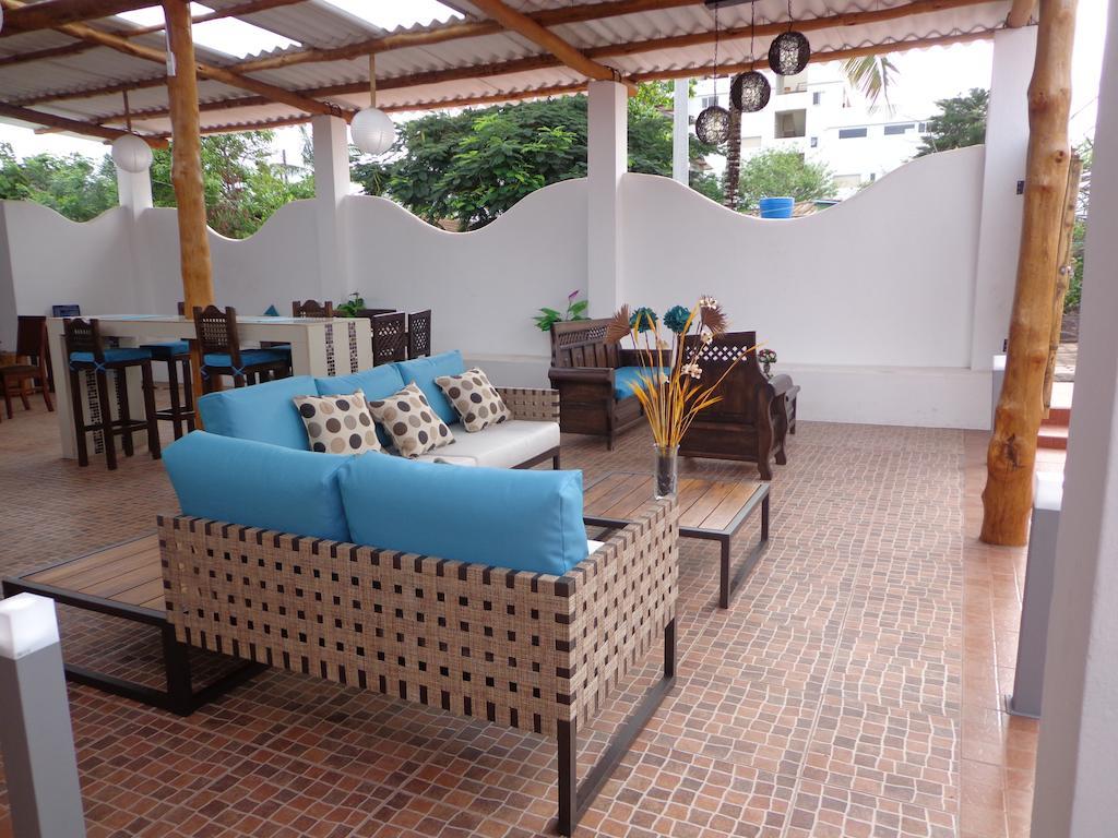 Zurisadai Hotel Puerto Ayora  Exterior foto