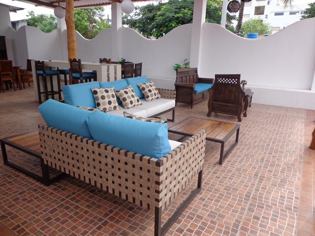 Zurisadai Hotel Puerto Ayora  Exterior foto